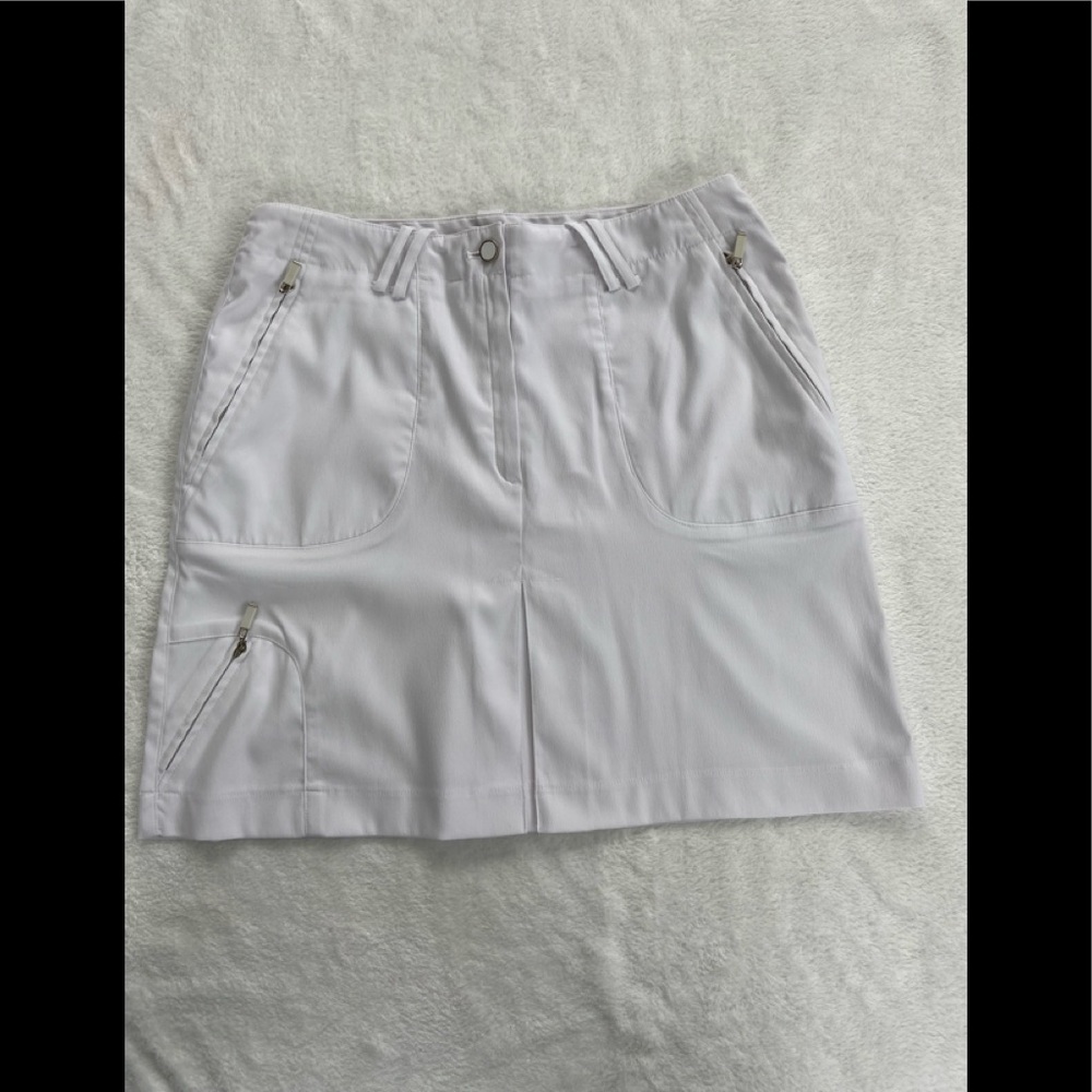 DKNY GOLF SKIRT🏌🏻‍♀️